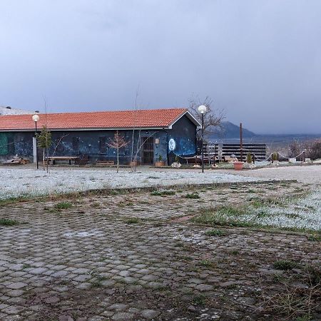 Hostel Rifugio Silone Pescina Exterior foto